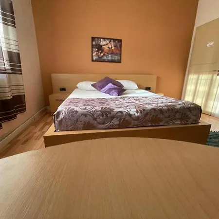 Hotel Algo Tirana